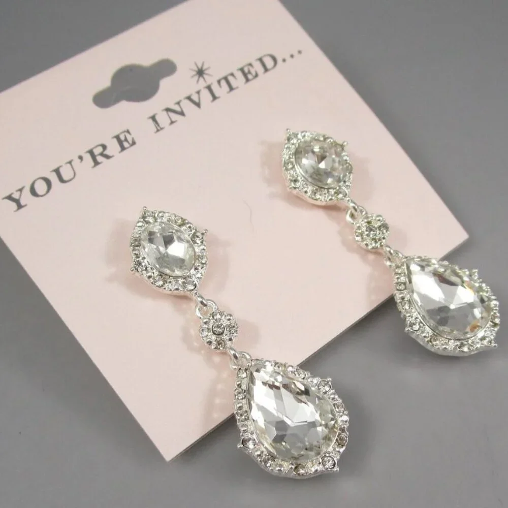 YOU'RE INVITED Glamorous Silver Oval & Pear Clear Crystal Dangle Earrings**NEW! - Picture 2 of 2